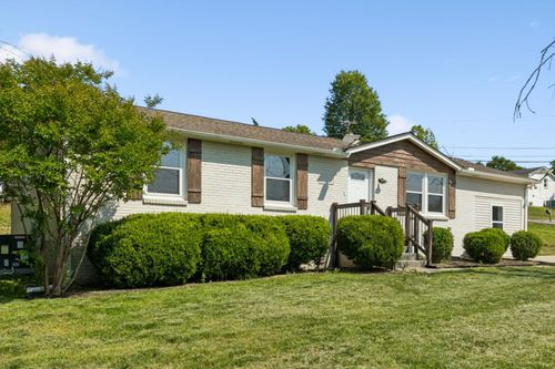 200 S Valley Rd, Hendersonville, TN, 37075-2116 | Card Image