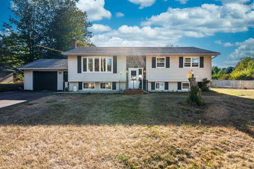 1115 Tufts Ave, Greenwood, NS, B0P1R0 | Card Image