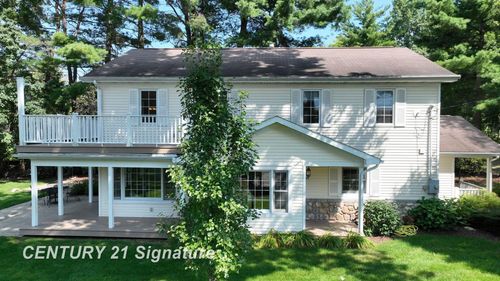 7 E Lakeshore Dr, Hope, MI, 48628-9727 | Card Image