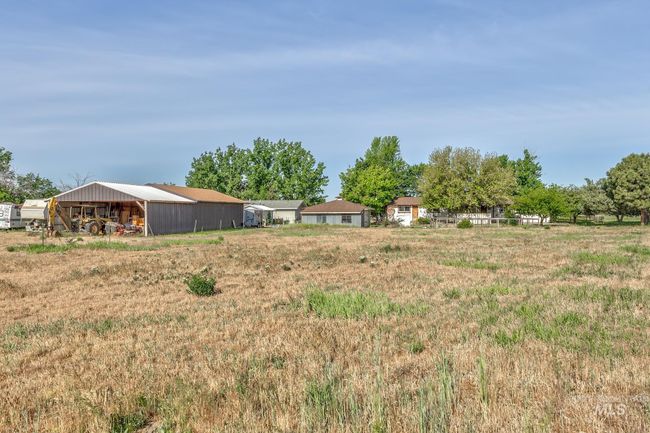 View of pasture with irrigation | Image 31