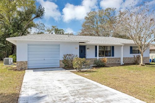 606 Third Ave, Lady Lake, FL, 32159-4630 | Card Image