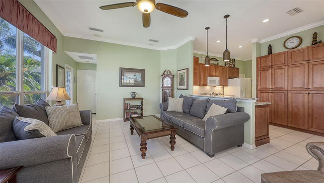 Family Room | Image 15