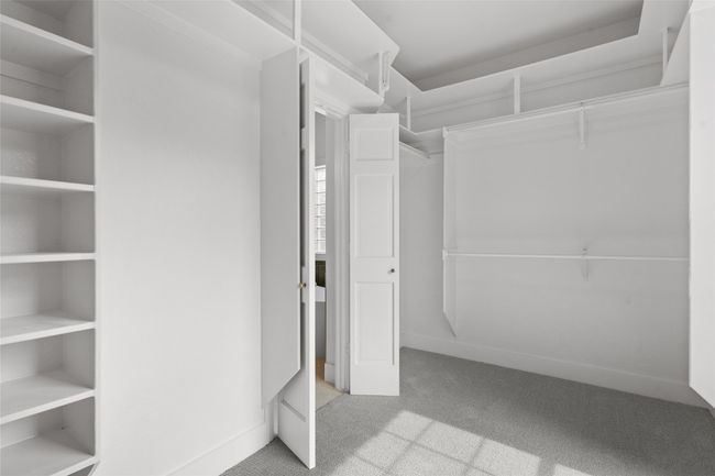 Large master walk-in closet | Image 24