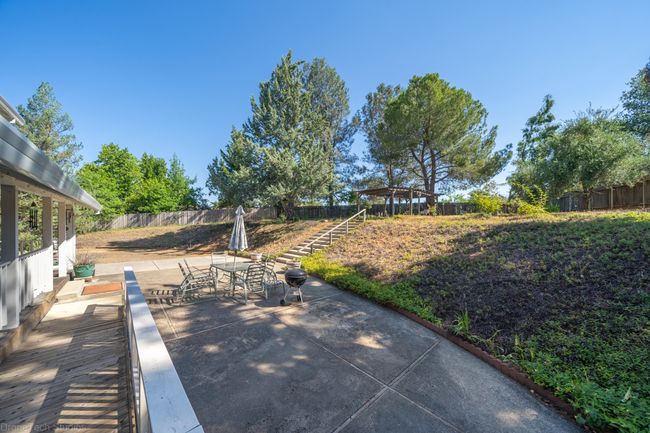 16160 Plateau Cir, House other with 5 bedrooms, 4 bathrooms and null parking in Redding CA | Image 46