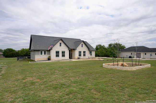 115 S Calvin Barrett, House other with 4 bedrooms, 3 bathrooms and null parking in Blanco TX | Image 29