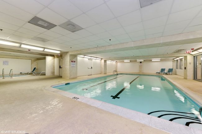 1305 - 680 N Lake Shore Dr, Condo with 3 bedrooms, 3 bathrooms and 1 parking in CHICAGO IL | Image 23