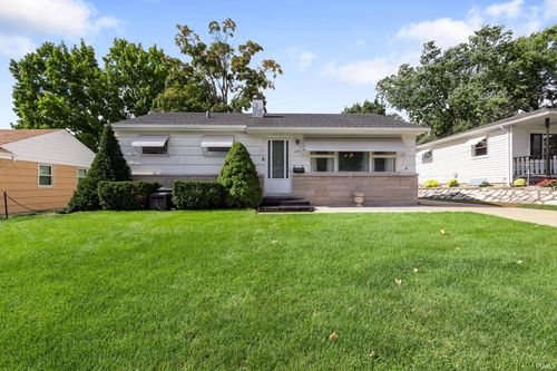 1251 Sussex Dr, South Bend, IN, 46628-1236 | Card Image