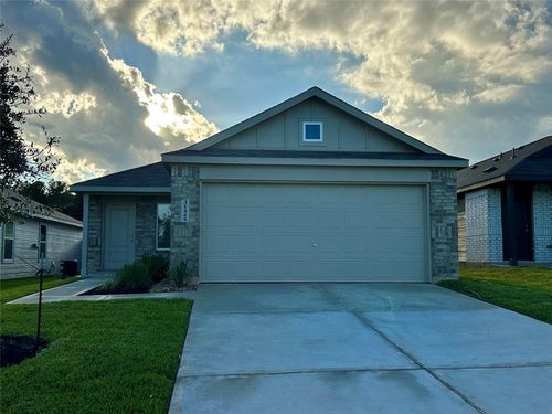 11418 Tallow Forest Blf, Magnolia, TX, 77354-7531 | Card Image