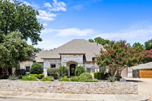 8401 Blue Bonnet Rd, Dallas, TX, 75209-2805 | Card Image