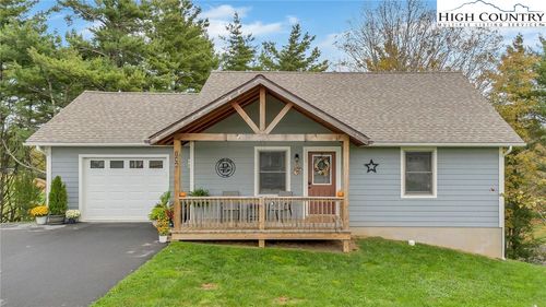 42-146 Miller Meadow Ln, Boone, NC, 28607-8587 | Card Image