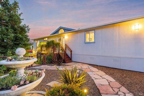 376 Glacier Way, San Rafael, CA, 94903-2205 | Card Image