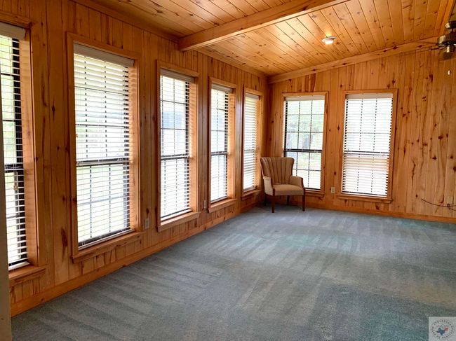 318 W Cypress St, House other with 3 bedrooms, 2 bathrooms and null parking in Bloomburg TX | Image 22