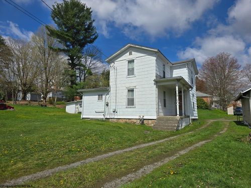 102 Beverly St, Kingwood, WV, 26537-1003 | Card Image