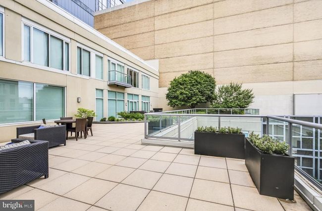 UNIT-3E - 23 S 23 Rd St, Condo with 1 bedrooms, 1 bathrooms and null parking in PHILADELPHIA PA | Image 35