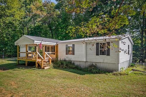 386 Baptist Ridge Hwy, Hilham, TN, 38568-5631 | Card Image