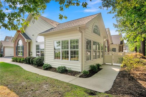 111 Stadium View, Yorktown, VA, 23690 | Card Image