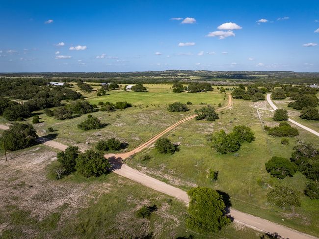 1649 Schumann Rd, Home with 3 bedrooms, 2 bathrooms and null parking in Stonewall TX | Image 5