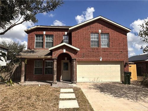 819 Briarwood Dr, Mission, TX, 78574-2477 | Card Image