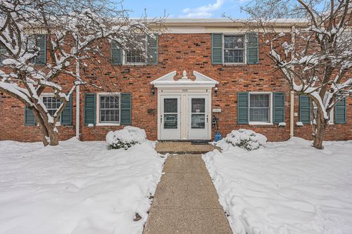 a-709 Garland Cir, Kalamazoo, MI, 49008-4401 | Card Image
