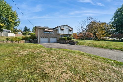 1722 Arona Rd, Irwin, PA, 15642-5004 | Card Image