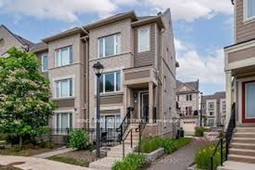 35-1 Beckenrose Crt, Brampton, ON, L6Y6G2 | Card Image