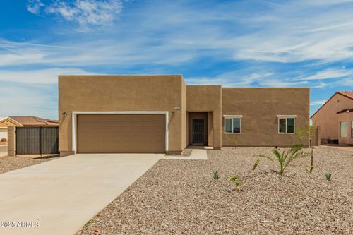 15941 S Animas Rd, Arizona City, AZ, 85123-5460 | Card Image