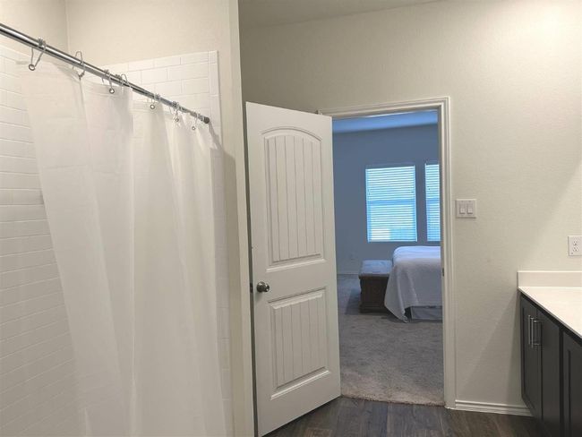 404 Andover Ln, House other with 4 bedrooms, 3 bathrooms and 2 parking in Uhland TX | Image 10