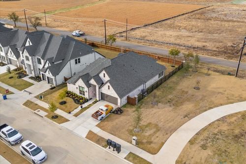 201 Barn Swallow Dr, Celina, TX, 75009-5844 | Card Image