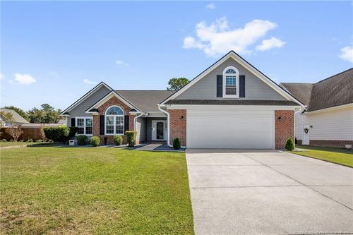 4135 Edward E Maynor Dr, Hope Mills, NC, 28348-1840 | Card Image