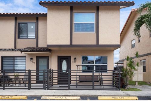 87-1158 W 41st St, Hialeah, FL, 33012-4167 | Card Image