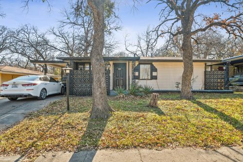 5536 Wainwright Dr, Fort Worth, TX, 76112-7658 | Card Image