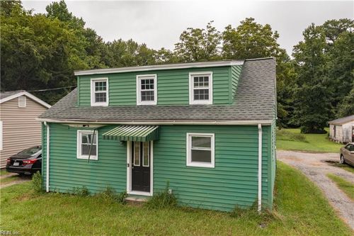 12265 Smiths Neck Rd, Carrollton, VA, 23314-3803 | Card Image