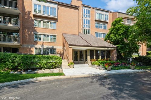 unit-332-44 Park Ln, Park Ridge, IL, 60068-2898 | Card Image