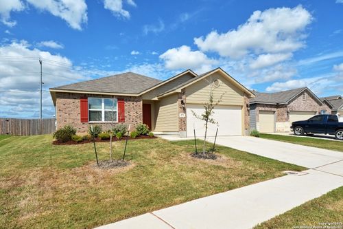 475 Autumn Leaf Dr, New Braunfels, TX, 78130-5298 | Card Image