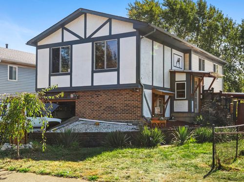 545 Old Stone Rd, Bolingbrook, IL, 60440-2717 | Card Image