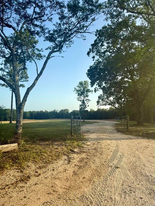 11615 Newcomb Rd, Benton, AR, 72019-9389 | Card Image