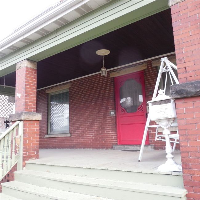 Large front porch | Image 5