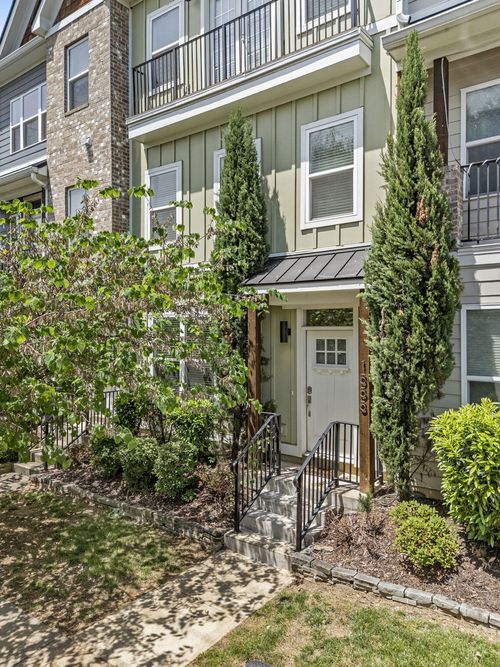 1555 Washington St, Chattanooga, TN, 37408-1915 | Card Image