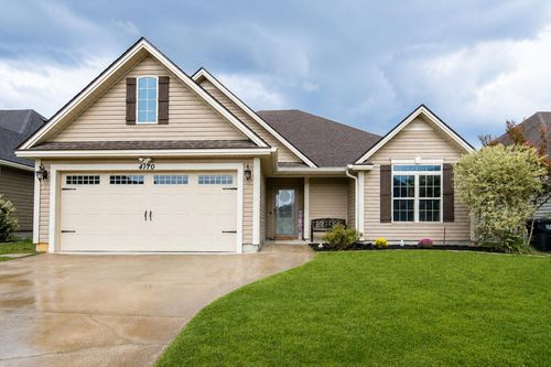 4170 Shadow Garden Dr, Hahira, GA, 31632-4438 | Card Image
