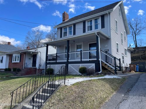 106 W Oreilly St, Kingston, NY, 12401-5715 | Card Image
