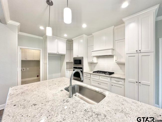 11924 Gillian Ct, House other with 3 bedrooms, 2 bathrooms and null parking in Tyler TX | Image 10