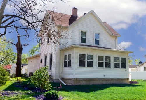 1008 Pine St, Ottawa, IL, 61350-1834 | Card Image