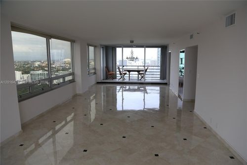 a3101-1541 Brickell Ave, Miami, FL, 33129-1213 | Card Image