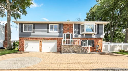 487 Nicolls Rd, Deer Park, NY, 11729-3209 | Card Image