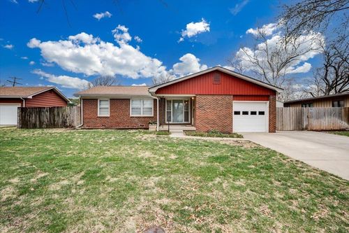 7514 W Hale St, Wichita, KS, 67212-3508 | Card Image