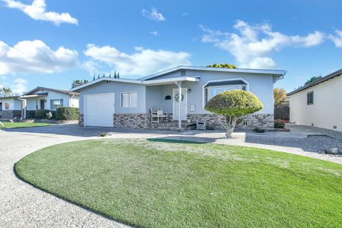 734 Oak St, Brentwood, CA, 94513-1239 | Card Image