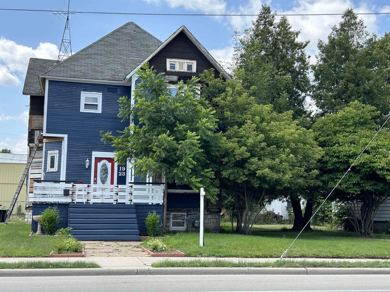 13th St, Menominee, MI 49858