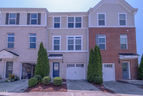 433 Berry Chase Way, Cary, NC, 27519-6853 | Card Image