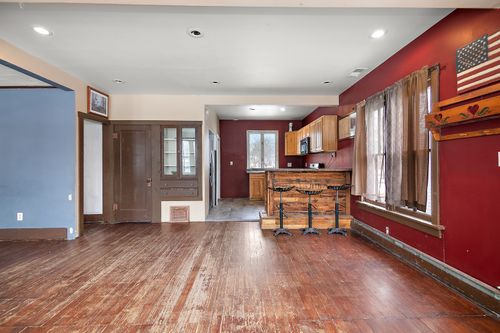 404 E Main St, Ashkum, IL, 60911-6066 | Card Image