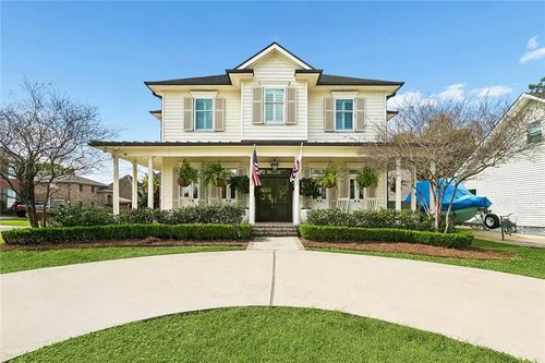 8900 Ormond Pl, River Ridge, LA, 70123-2638 | Card Image